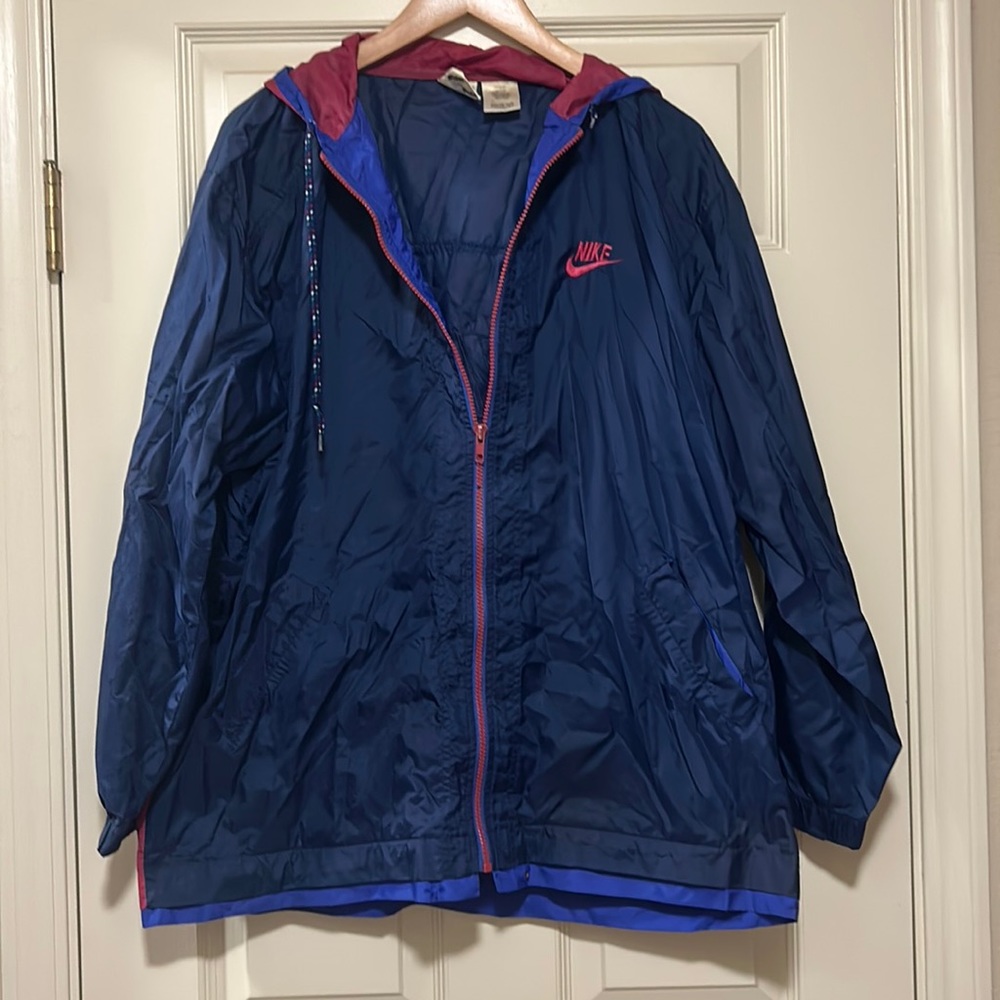Vintage Nike Light Windbreaker
